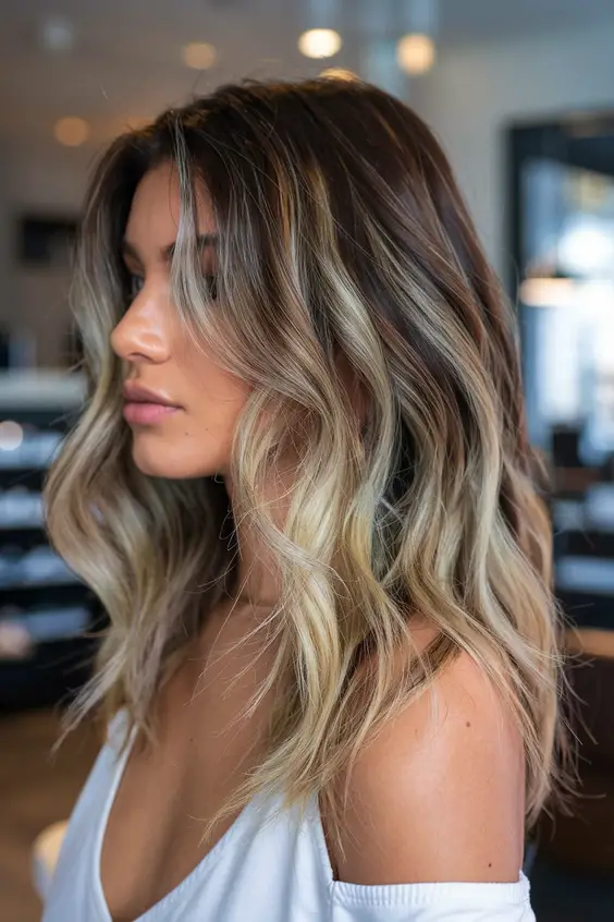 Spring Balayage Blonde Hair Color Ideas 2025: Top Trends for Natural Looks