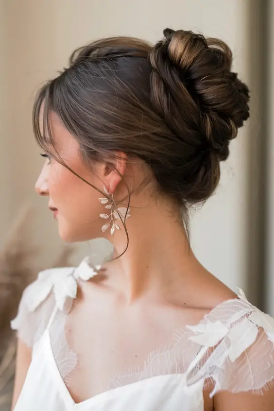 Discover Stunning Spring Wedding Hairstyles for 2025 Brides