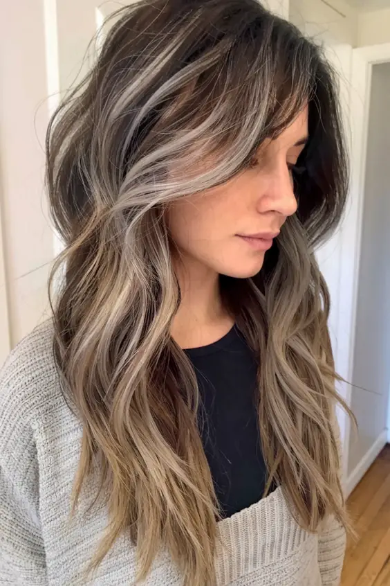 Embrace Spring Highlights for Brunettes 2025: Bold and Elegant Trends