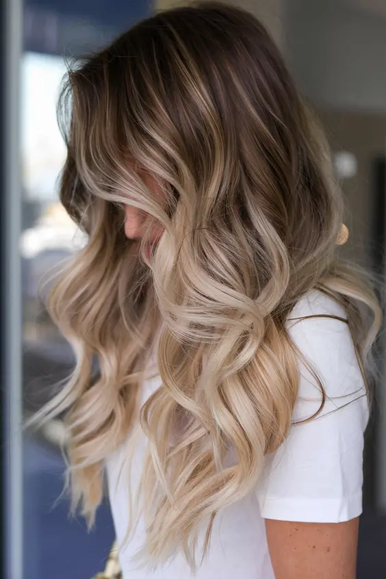 Transform Your Look: Spring Light Hair Color Ideas 2025