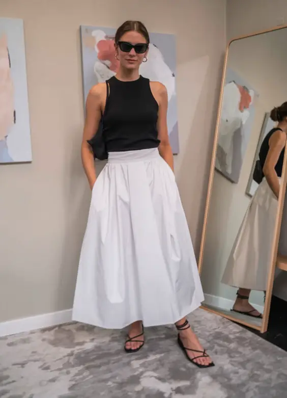 Spring Skirt Outfits for 2025: Trendy Styles and Timeless Elegance