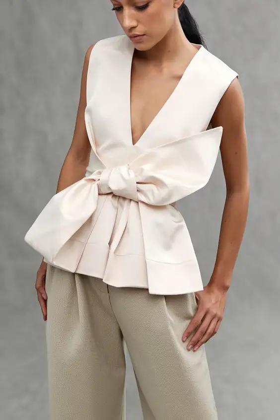 Spring Blouses Outfits 2025: Trendy Styles for a Fresh Season