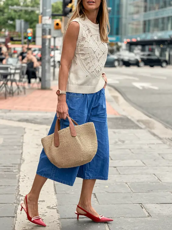 Spring Outfit Ideas for Women Over 50 – Casual and Chic Looks for 2025